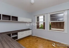 Foto 1 de Apartamento com 2 Quartos à venda, 70m² em Floresta, Porto Alegre