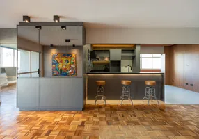 Foto 1 de Apartamento com 4 Quartos à venda, 194m² em Batel, Curitiba