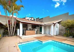 Foto 1 de Casa de Condomínio com 4 Quartos à venda, 221m² em São Lucas, Juiz de Fora