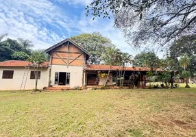 Foto 1 de Fazenda/Sítio com 3 Quartos à venda, 289m² em Chacara Flora, Araraquara