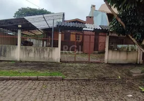 Foto 1 de Casa com 2 Quartos à venda, 119m² em Guarujá, Porto Alegre