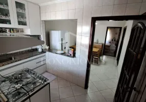 Foto 1 de Casa com 2 Quartos à venda, 150m² em Jardim do Estadio, Santo André