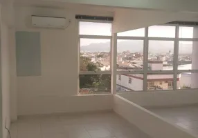 Foto 1 de Sala Comercial à venda, 65m² em Forquilhinhas, São José