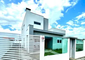 Foto 1 de Casa com 3 Quartos para alugar, 300m² em Praia da Meta, Balneário Arroio do Silva