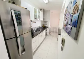 Foto 1 de Apartamento com 2 Quartos à venda, 62m² em Indaiá, Caraguatatuba