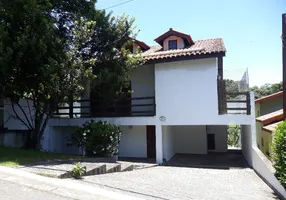 Foto 1 de Casa de Condomínio com 3 Quartos para alugar, 300m² em Morada dos Pinheiros Aldeia da Serra , Santana de Parnaíba