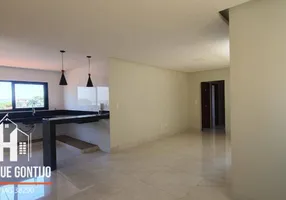 Foto 1 de Apartamento com 3 Quartos à venda, 118m² em Centro , Patos de Minas