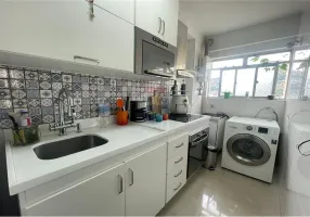 Foto 1 de Apartamento com 2 Quartos à venda, 46m² em Campinho, Rio de Janeiro