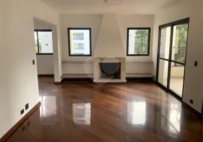 Foto 1 de Apartamento com 4 Quartos à venda, 235m² em Panamby, São Paulo