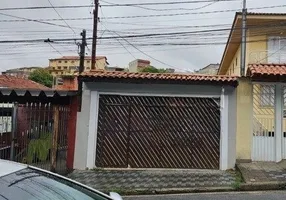 Foto 1 de Casa com 2 Quartos à venda, 60m² em Parque Maria Domitila, São Paulo