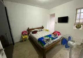 Foto 1 de Casa com 2 Quartos à venda, 80m² em Pituaçu, Salvador