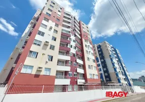 Foto 1 de Apartamento com 2 Quartos para alugar, 61m² em Ipiranga, São José