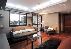 Foto 1 de Apartamento com 3 Quartos para venda ou aluguel, 155m² em Rio Branco, Porto Alegre