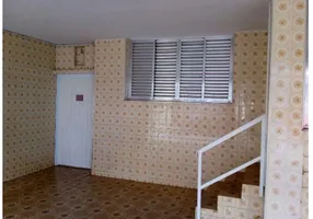 Foto 1 de Casa com 2 Quartos à venda, 170m² em Vila Guarani, São Paulo