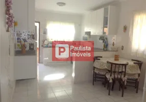 Foto 1 de Casa de Condomínio com 3 Quartos à venda, 132m² em Vila Arriete, São Paulo
