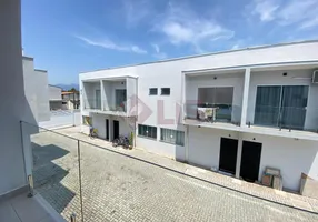 Foto 1 de Casa de Condomínio com 2 Quartos à venda, 78m² em Pontal de Santa Marina, Caraguatatuba