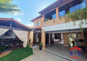 Foto 1 de Casa de Condomínio com 3 Quartos à venda, 250m² em Conjunto Helena Antipoff, Belo Horizonte