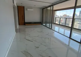 Foto 1 de Apartamento com 3 Quartos à venda, 154m² em Moema, São Paulo