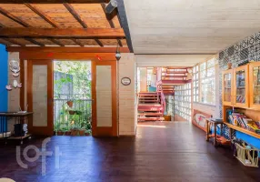 Foto 1 de Casa com 4 Quartos à venda, 300m² em Perdizes, São Paulo