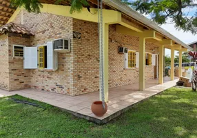 Foto 1 de Casa com 3 Quartos para alugar, 245m² em Farol de Itapoá II, Itapoá