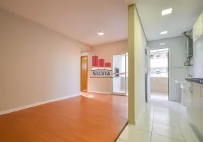 Foto 1 de Apartamento com 2 Quartos à venda, 56m² em Novo Mundo, Curitiba