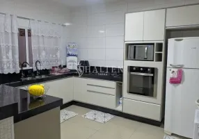 Foto 1 de Casa com 4 Quartos à venda, 210m² em Parque Bom Retiro, Paulínia