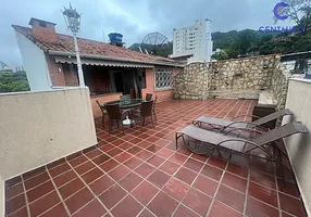 Foto 1 de Casa com 4 Quartos à venda, 267m² em Centro, Juiz de Fora