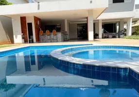 Foto 1 de Casa de Condomínio com 3 Quartos à venda, 440m² em Jardins Atenas, Goiânia