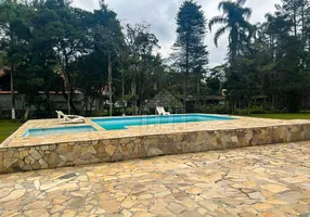 Foto 1 de Fazenda/Sítio com 2 Quartos à venda, 227m² em Jardim Val Flor, Embu-Guaçu