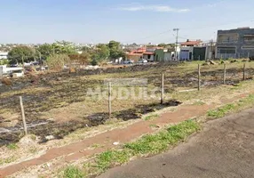 Foto 1 de Lote/Terreno à venda, 360m² em Osvaldo Rezende, Uberlândia