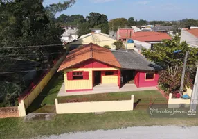 Foto 1 de Casa com 3 Quartos à venda, 135m² em Arroio, Imbituba