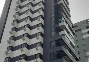 Foto 1 de Apartamento com 3 Quartos para venda ou aluguel, 106m² em Boa Viagem, Recife