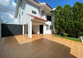 Foto 1 de Casa de Condomínio com 3 Quartos à venda, 169m² em Recanto dos Magnatas, Maringá
