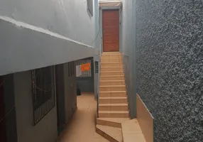 Foto 1 de Sobrado com 3 Quartos à venda, 250m² em Jardim Helga, São Paulo