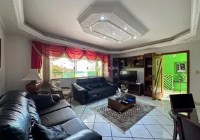 Foto 1 de Sobrado com 3 Quartos à venda, 342m² em Ferrazópolis, São Bernardo do Campo