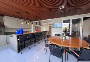 Foto 1 de Casa de Condomínio com 4 Quartos à venda, 509m² em Residencial Alphaville Flamboyant, Goiânia