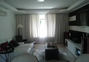 Foto 1 de Casa de Condomínio com 3 Quartos à venda, 800m² em Chacara dos Eucaliptos, São José dos Campos