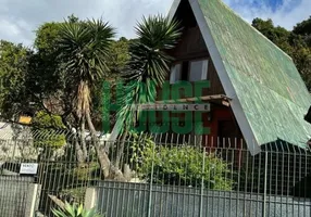 Foto 1 de Casa com 2 Quartos à venda, 388m² em Jardim Cascata, Teresópolis