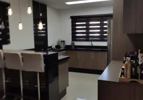 Foto 1 de Casa de Condomínio com 3 Quartos à venda, 130m² em Parque Munhoz, São Paulo