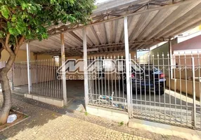 Foto 1 de Casa com 3 Quartos à venda, 226m² em Vila Martina, Valinhos