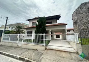 Foto 1 de Casa com 3 Quartos à venda, 256m² em Areias, São José