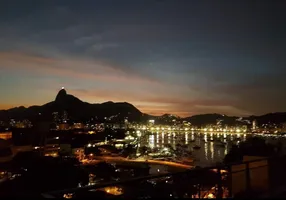 Foto 1 de Apartamento com 5 Quartos à venda, 350m² em Urca, Rio de Janeiro