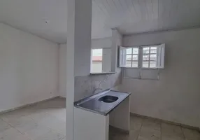 Foto 1 de Kitnet com 1 Quarto à venda, 30m² em Daniel Lisboa, Salvador