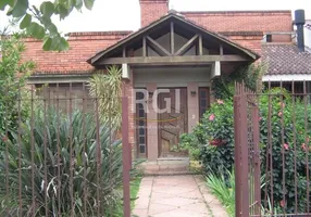 Foto 1 de Casa com 3 Quartos à venda, 261m² em Nonoai, Porto Alegre