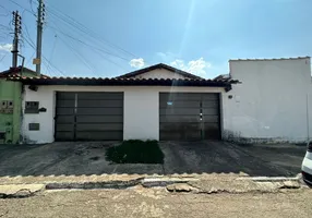 Foto 1 de Casa com 3 Quartos à venda, 120m² em Setor Castelo Branco, Goiânia