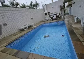 Foto 1 de Casa com 2 Quartos à venda, 94m² em Vila Cascatinha, São Vicente