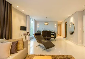 Foto 1 de Apartamento com 4 Quartos à venda, 140m² em Sion, Belo Horizonte