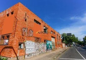 Foto 1 de Galpão/Depósito/Armazém para venda ou aluguel, 1040m² em Navegantes, Porto Alegre