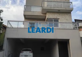 Foto 1 de Casa de Condomínio com 3 Quartos para alugar, 310m² em Suru, Santana de Parnaíba