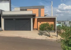 Foto 1 de Casa com 3 Quartos para alugar, 173m² em Jardim Amelia Dionisio, Olímpia